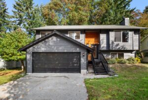 Real Garage Door Off-Track Repair Cost in Portland: Quotes, Tips, and Savings